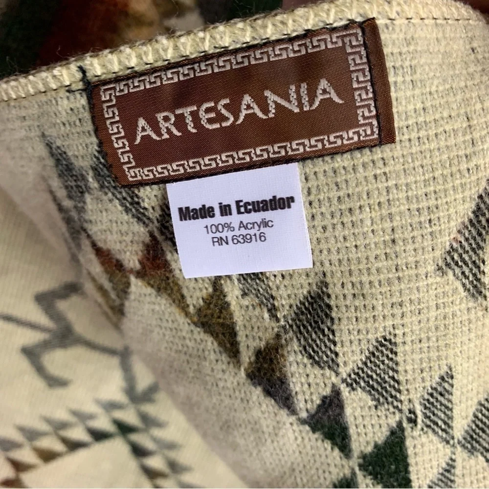 Green, Dark Red & Cream Aztec Western Print Fringe Scarf